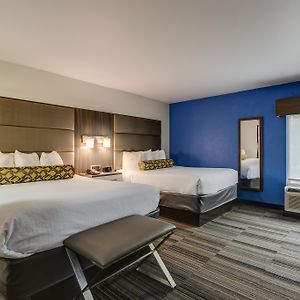 Standard Queen Room Two Queen Beds
